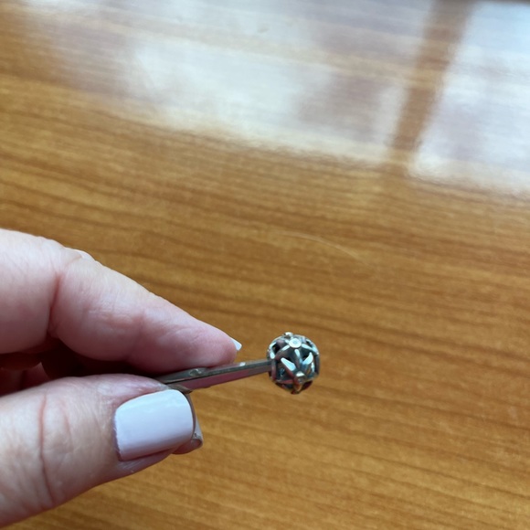 Pandora's Stella Star charm - RETIRED - Picture 11 of 14